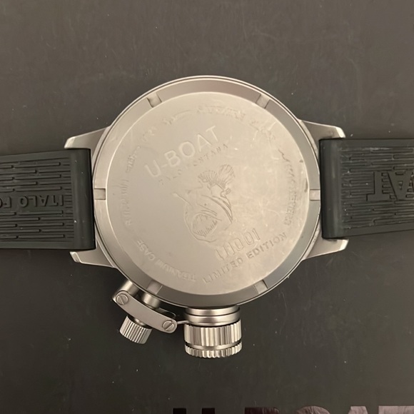 Special edition U-Boat timepiece. 1 year old. - Picture 10 of 10